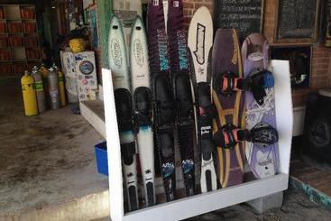 Hotel Johan's Beach And Dive Resort