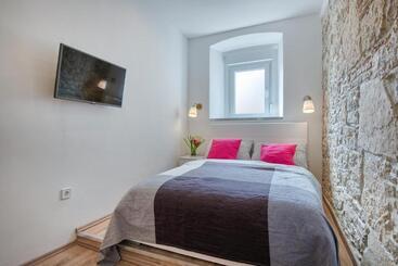 דירה Top Center Rooms & Studio