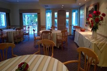 هتل Regency Suites