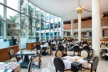 هتل Sheraton Jumeirah Beach Resort