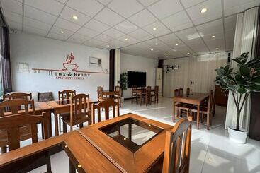 בית מלון כפרי Sj Mansion