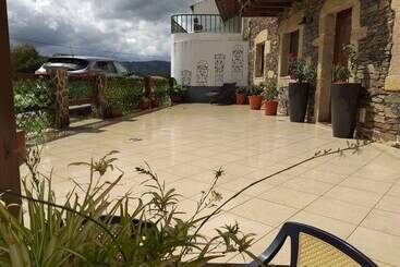 بنسيون Meimoa Guesthouse