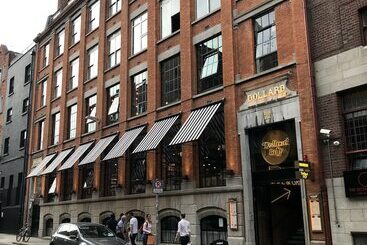 פנסיון Violet Lodge