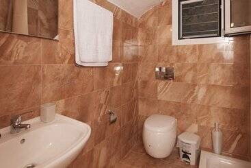 מלון דירות Elia & Thalassa