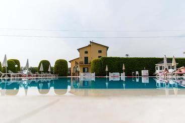 هتل روستایی Agriturismo Ca' Del Sol