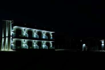 דירות לתיירים Paramithi Luxury Apartments