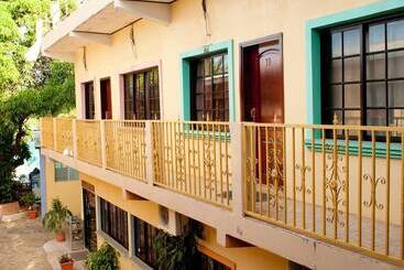 Aparthotel Las Brisas