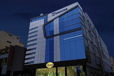 Itsy Hotels N Square