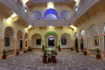 Отель Ranthambhore Heritage Haveli