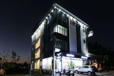 בית מלון כפרי Treebo Sandpipers Kushalnagar