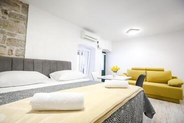 פנסיון Villa Kate