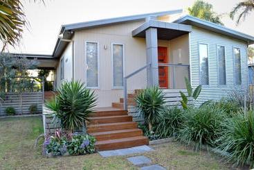 דירות לתיירים Pier One