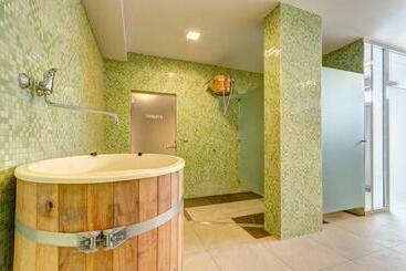 Жильё для туристов Dom & House Apartments   Marina Residence