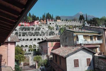 هتل Albergo Giardino