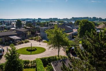 Отель Europarcs Parc Du Soleil