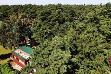 茅舍 Pelikan Resort