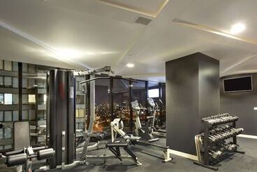 Platinum Apartments On Southbank