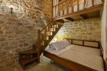 Жильё для туристов Rodia House