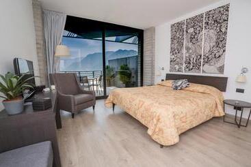 一軒屋 B&b Vista Lago