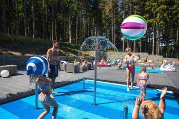 شقة فندقية Czarny Kamień Resort & Spa