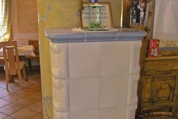 هتل B&b Meublè Giustina