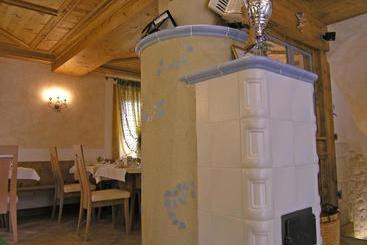هتل B&b Meublè Giustina