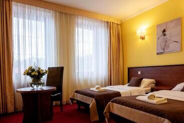 호텔 Piotr  Spa & Wellness