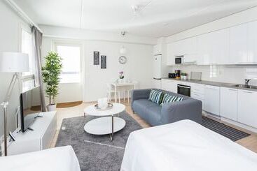 游客公寓 Kotimaailma Apartments Vaasa