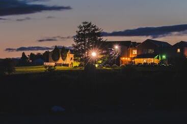 דירות לתיירים The Avon