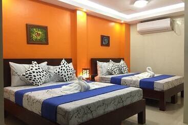 호스텔 Ea Apartelle  Metro Vigan