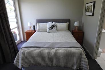 Grasslands Bed & Breakfast