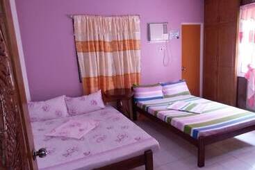 Mayon Backpackers Hostel