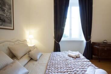 פנסיון Innsiderome