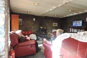 קוטג'' Bective Mill B&b