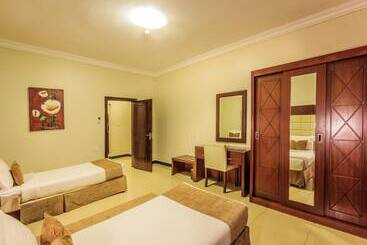 בית מלון כפרי Almuhaidb Furnished Units King Abdulaziz