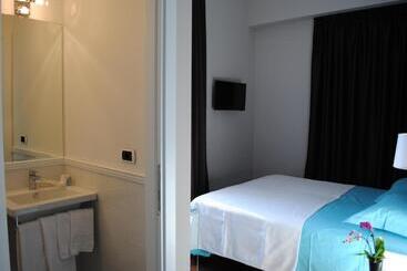 פנסיון Guest House Cavour 278