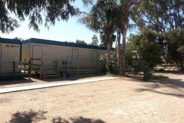 هتل A1 Cabins Ceduna