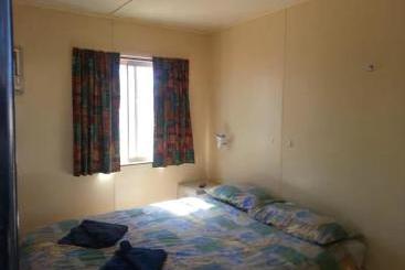 هتل A1 Cabins Ceduna