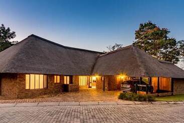 Отель Hoyo Hoyo 573 Kruger Park Lodge