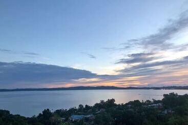 هتل Beluu Sea View Resort