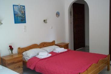 דירות לתיירים Studios Marina Naxos