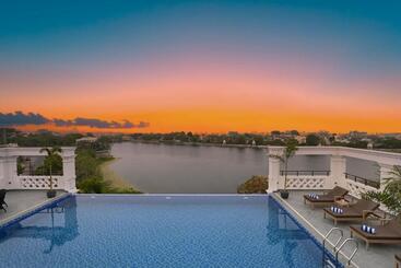 Brahma Niwas   Best Lake View Hotel In Udaipur