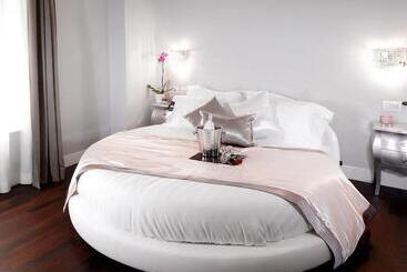 בית מלון כפרי Piazza Di Spagna Suite De Charme