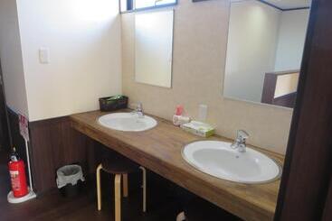 Пансион Minshuku Iwakawa