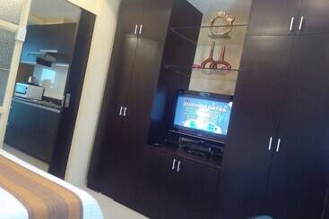 آپارتمانهای توریستها Shanika Properties At Fort Bonifacio
