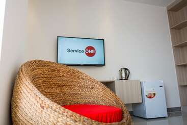 هتل Service One