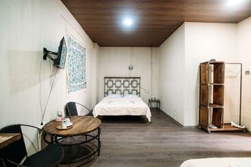 پانسیون Chateau Eniseli