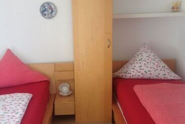 膳宿费 Gästehaus Tante Tienchen 7 Minuten Zu Fuss Zum Europa Park , Plus Kostenloses Parkplatzticket Rulant