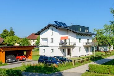 آپارتمانهای توریستها Apartments Jesse