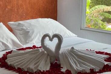 פונדק Quinta Real Las Palmas Malinalco